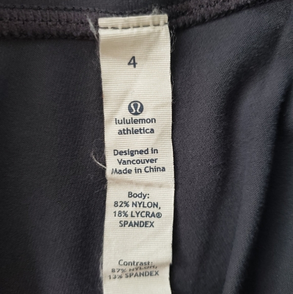 *RARE* Lululemon Grey Leggings with Mesh detail - Picture 11 of 11